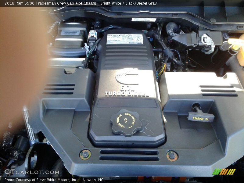 Bright White / Black/Diesel Gray 2018 Ram 5500 Tradesman Crew Cab 4x4 Chassis