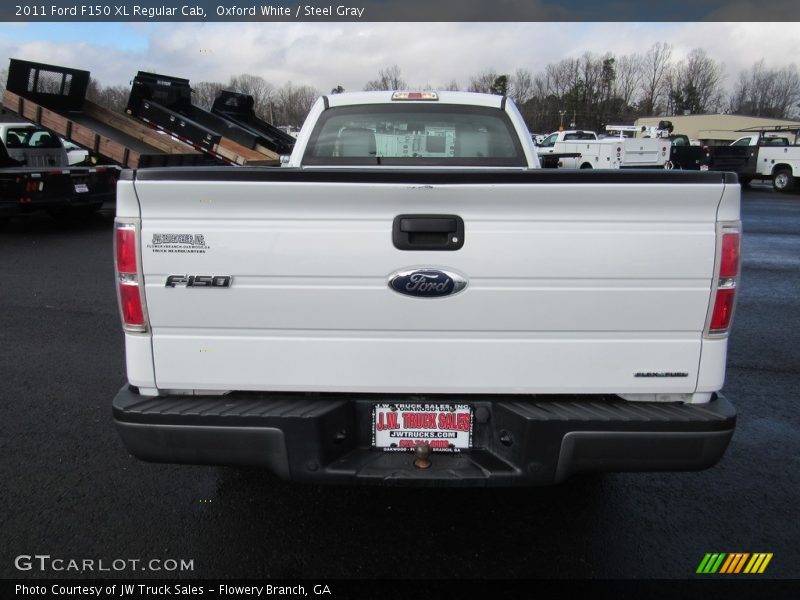 Oxford White / Steel Gray 2011 Ford F150 XL Regular Cab