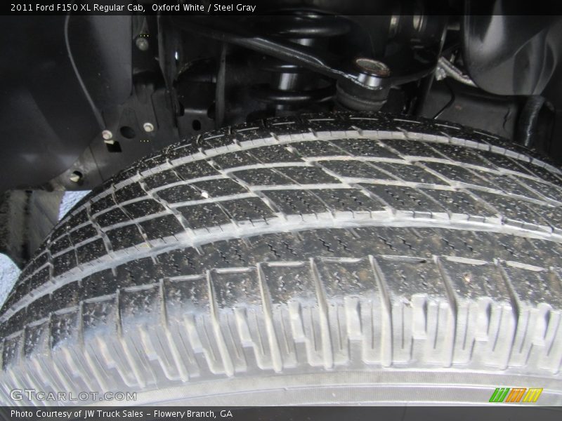 Oxford White / Steel Gray 2011 Ford F150 XL Regular Cab