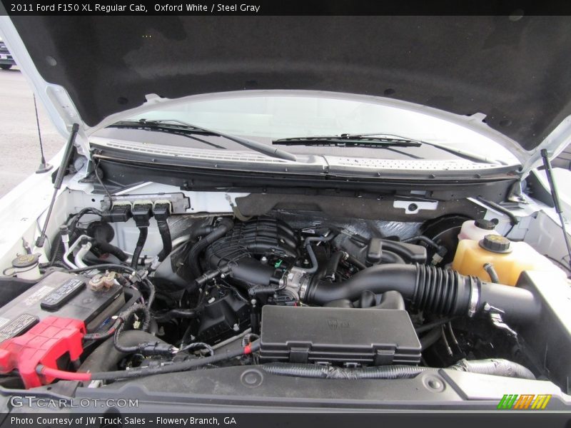 Oxford White / Steel Gray 2011 Ford F150 XL Regular Cab