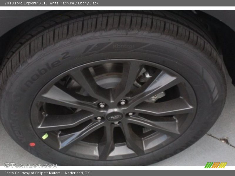 White Platinum / Ebony Black 2018 Ford Explorer XLT