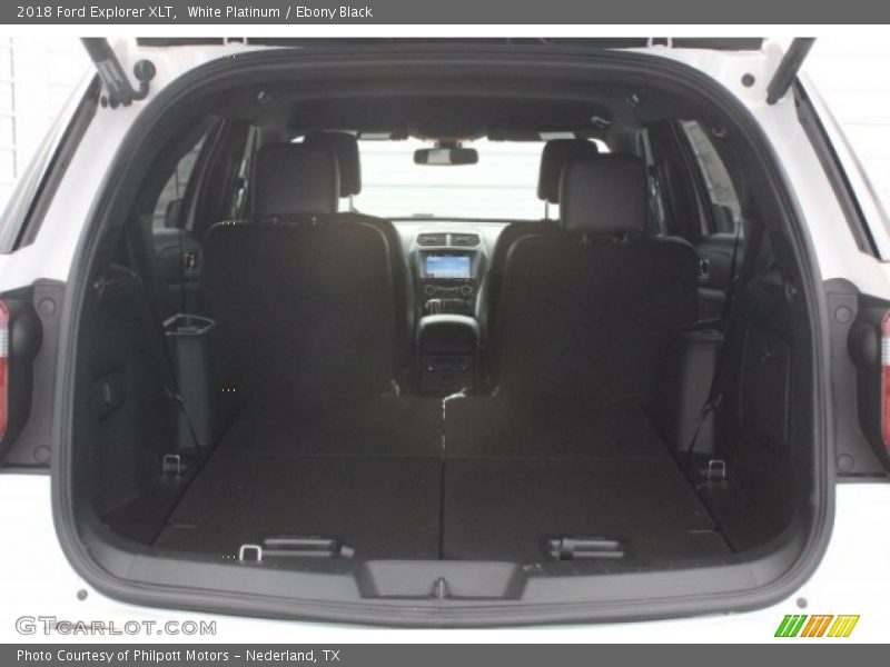 White Platinum / Ebony Black 2018 Ford Explorer XLT