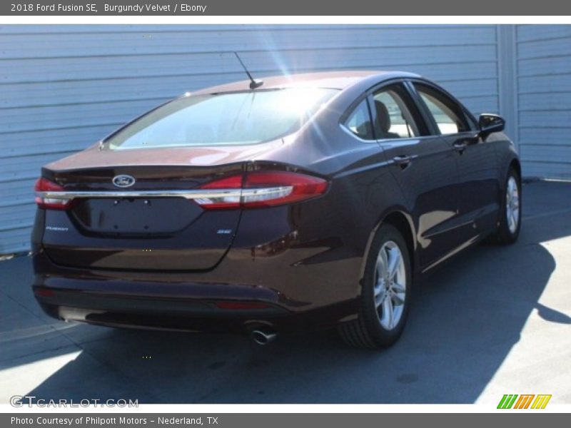 Burgundy Velvet / Ebony 2018 Ford Fusion SE