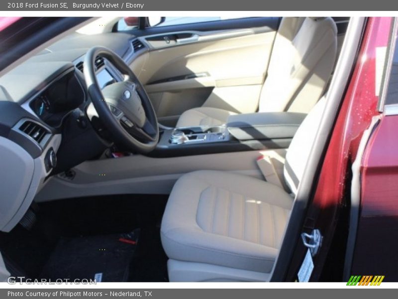 Burgundy Velvet / Ebony 2018 Ford Fusion SE