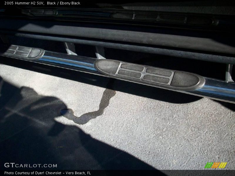 Black / Ebony Black 2005 Hummer H2 SUV