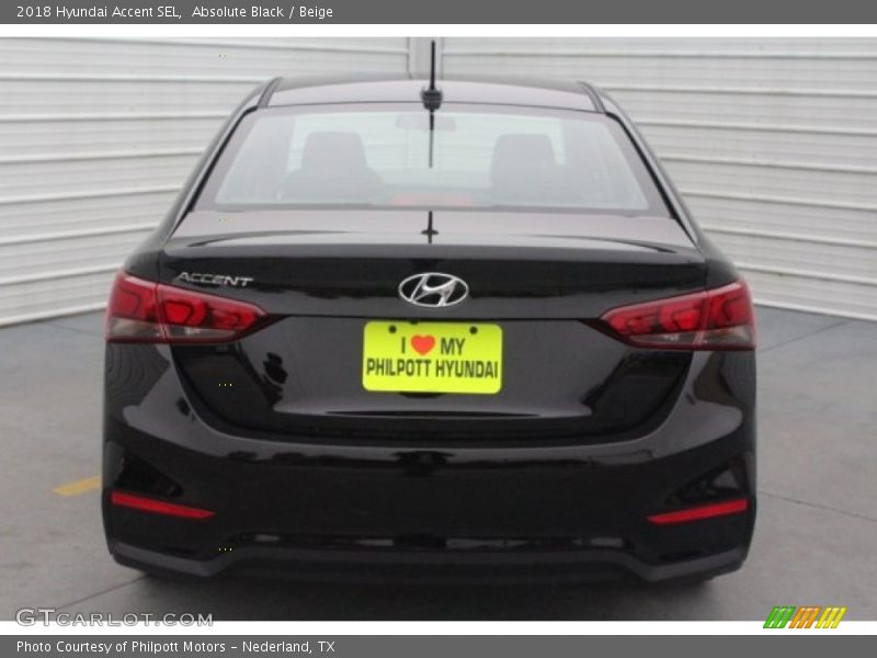 Absolute Black / Beige 2018 Hyundai Accent SEL