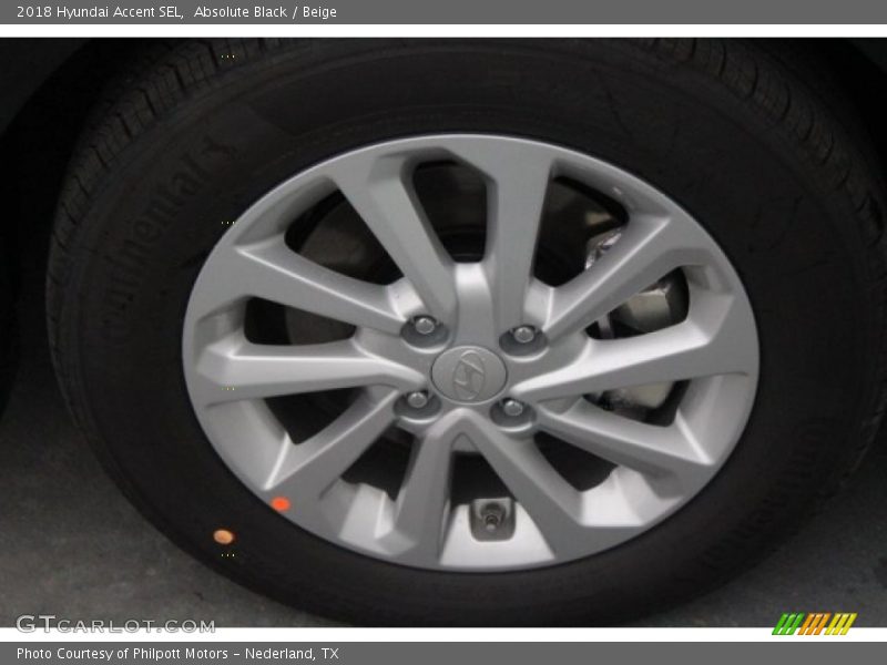 Absolute Black / Beige 2018 Hyundai Accent SEL