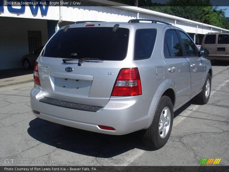 Bright Silver / Gray 2009 Kia Sorento LX 4x4