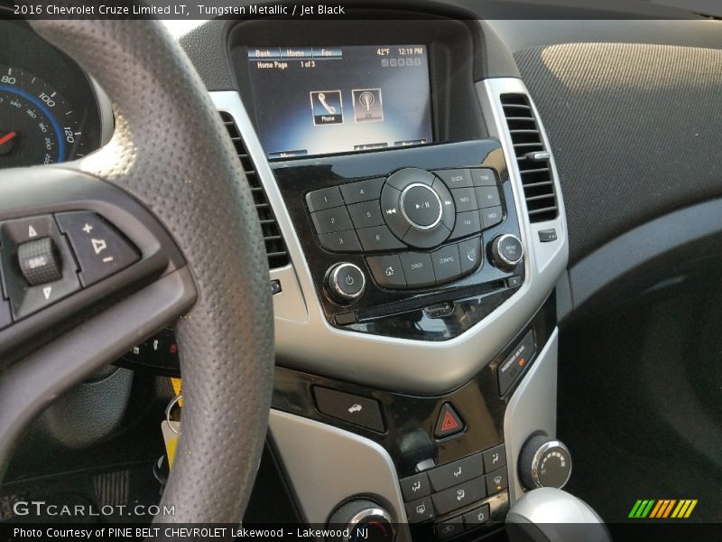 Tungsten Metallic / Jet Black 2016 Chevrolet Cruze Limited LT
