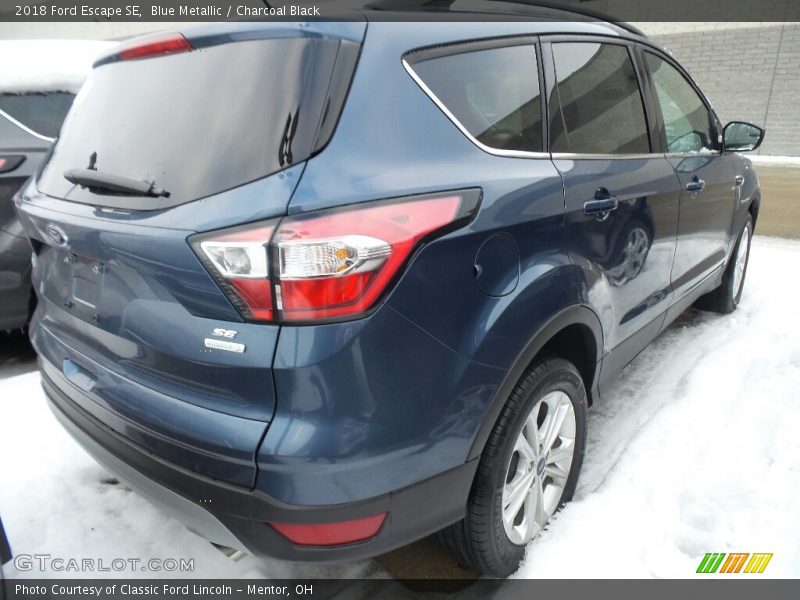 Blue Metallic / Charcoal Black 2018 Ford Escape SE