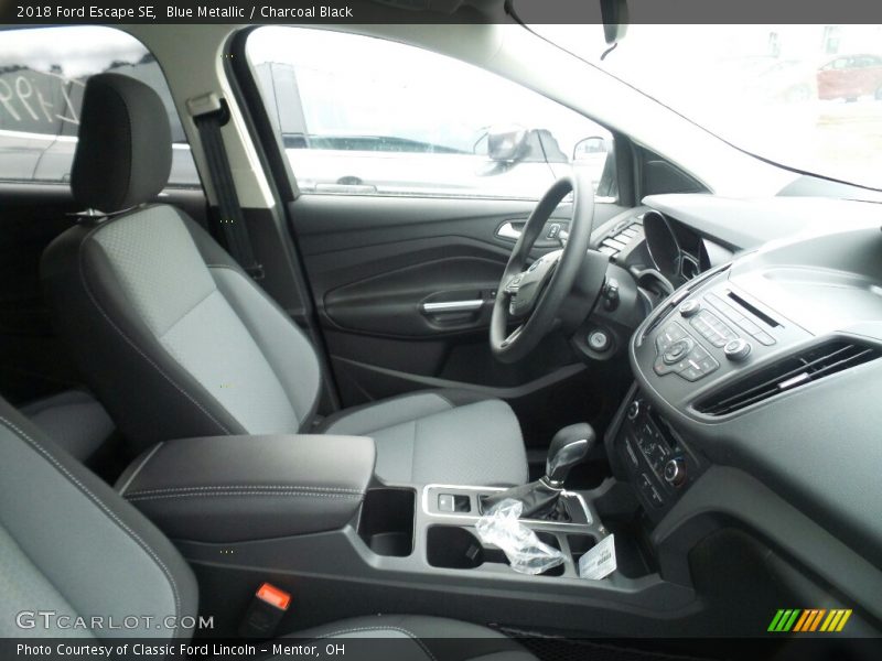 Blue Metallic / Charcoal Black 2018 Ford Escape SE