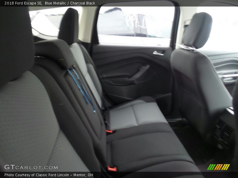 Blue Metallic / Charcoal Black 2018 Ford Escape SE
