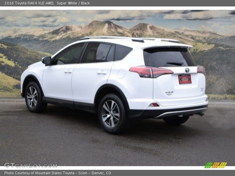 Super White / Black 2016 Toyota RAV4 XLE AWD
