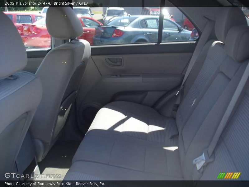Bright Silver / Gray 2009 Kia Sorento LX 4x4