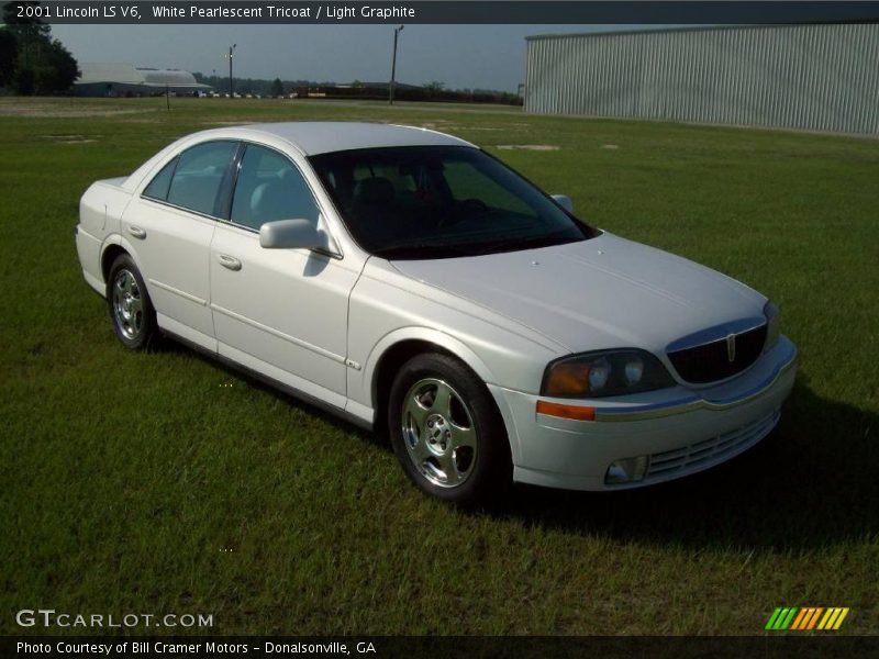 White Pearlescent Tricoat / Light Graphite 2001 Lincoln LS V6