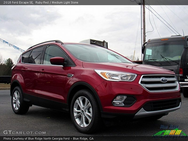 Ruby Red / Medium Light Stone 2018 Ford Escape SE