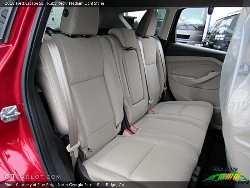Ruby Red / Medium Light Stone 2018 Ford Escape SE