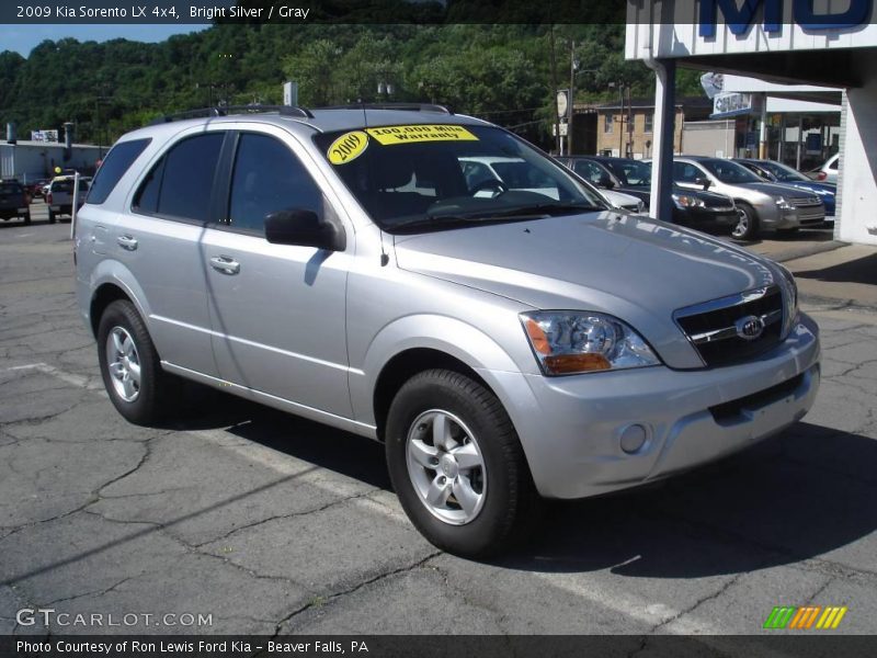 Bright Silver / Gray 2009 Kia Sorento LX 4x4