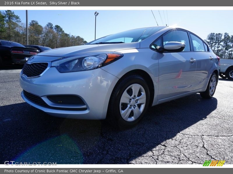 Silky Silver / Black 2016 Kia Forte LX Sedan