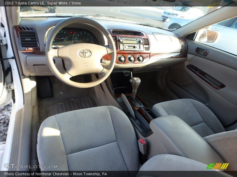 Super White / Stone 2002 Toyota Camry LE