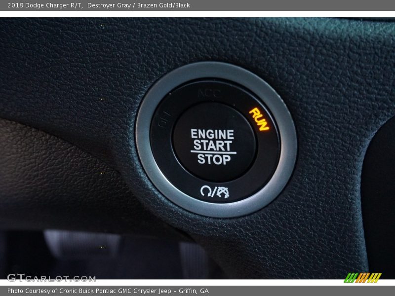 Destroyer Gray / Brazen Gold/Black 2018 Dodge Charger R/T