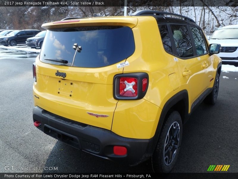 Solar Yellow / Black 2017 Jeep Renegade Trailhawk 4x4