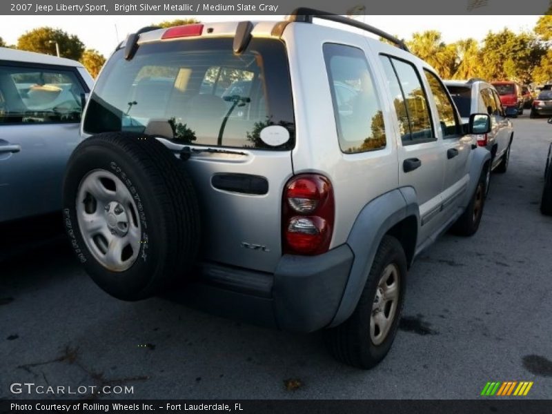 Bright Silver Metallic / Medium Slate Gray 2007 Jeep Liberty Sport