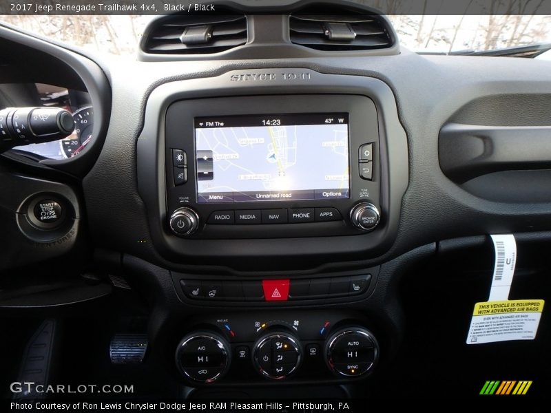 Black / Black 2017 Jeep Renegade Trailhawk 4x4