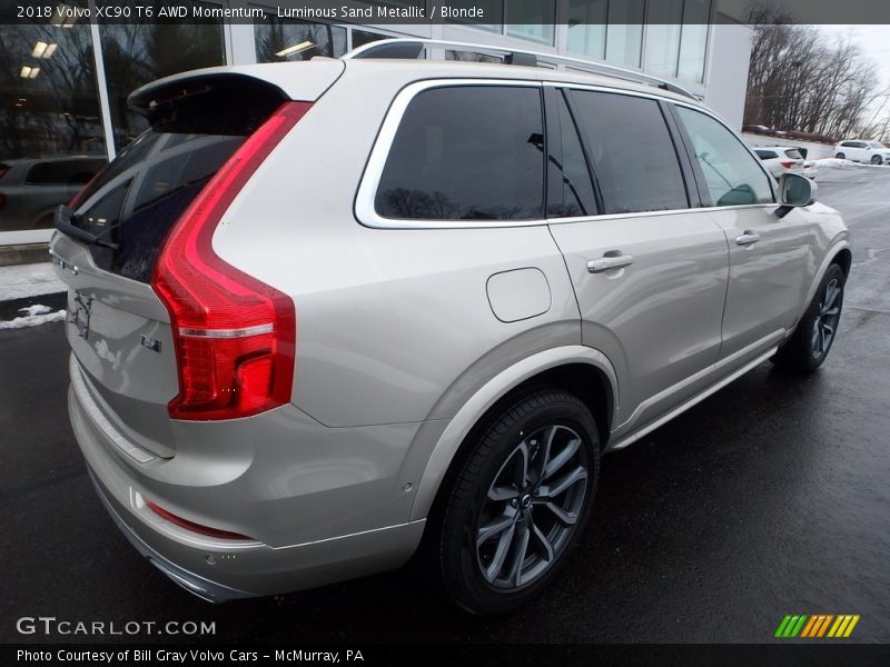 Luminous Sand Metallic / Blonde 2018 Volvo XC90 T6 AWD Momentum