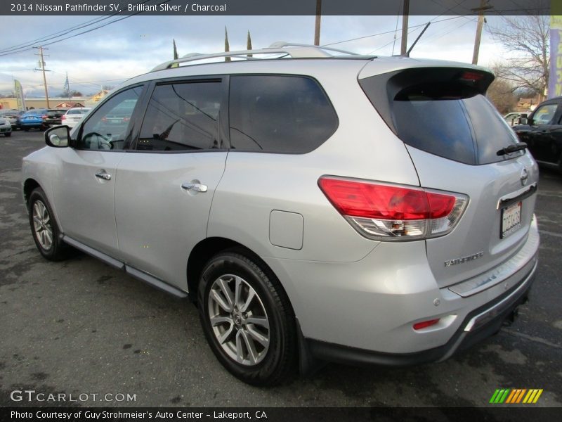 Brilliant Silver / Charcoal 2014 Nissan Pathfinder SV