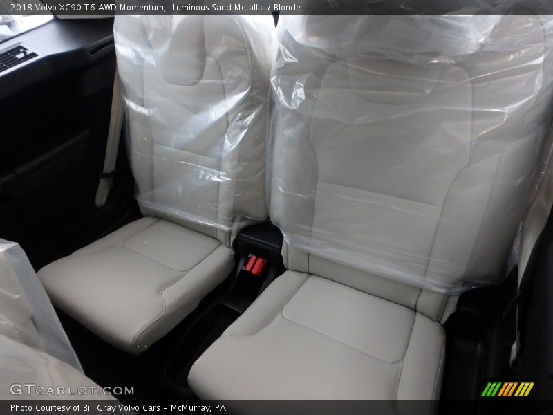 Luminous Sand Metallic / Blonde 2018 Volvo XC90 T6 AWD Momentum