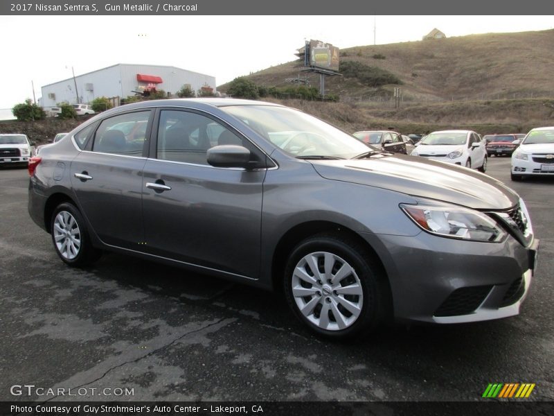 Gun Metallic / Charcoal 2017 Nissan Sentra S