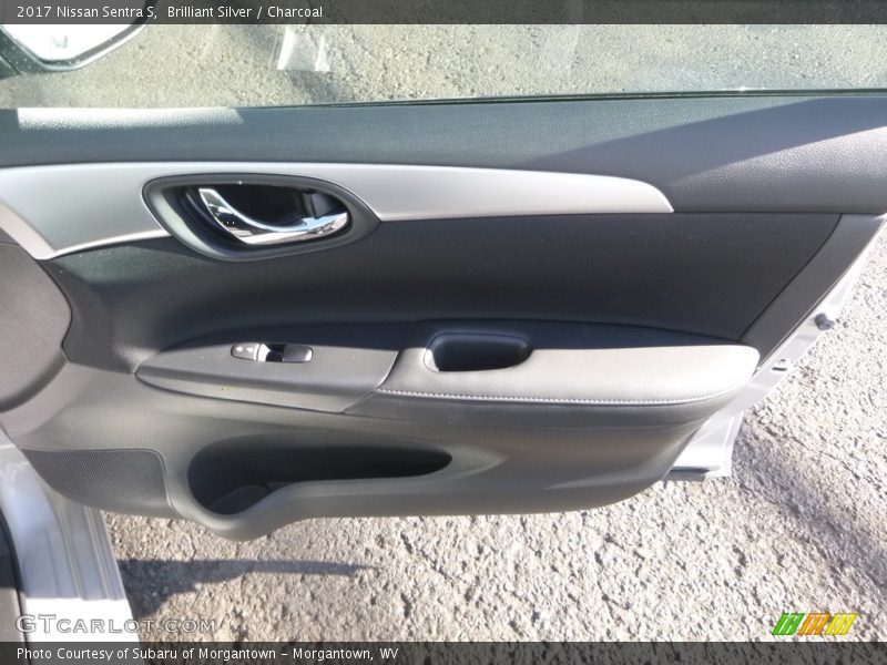 Brilliant Silver / Charcoal 2017 Nissan Sentra S