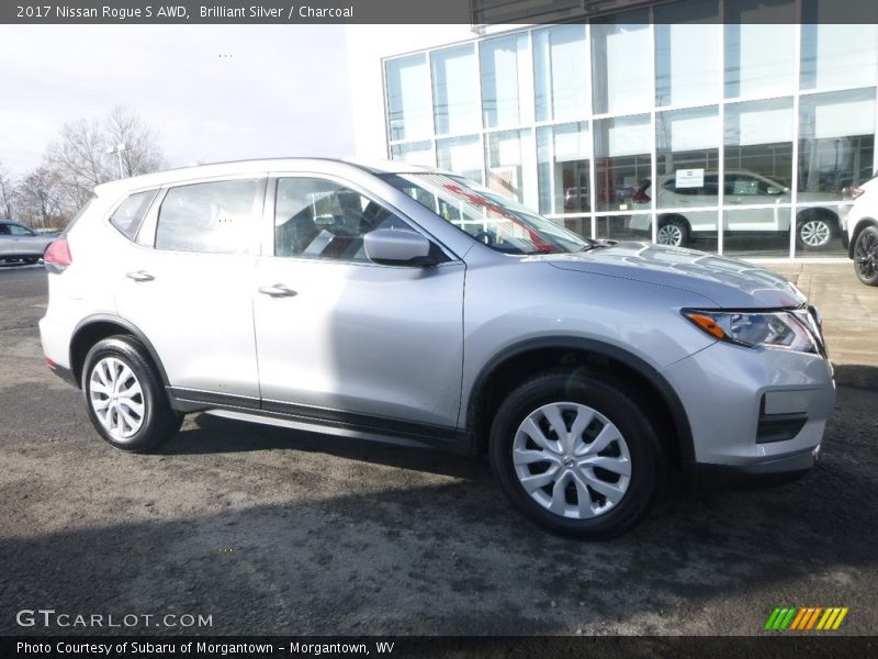Brilliant Silver / Charcoal 2017 Nissan Rogue S AWD