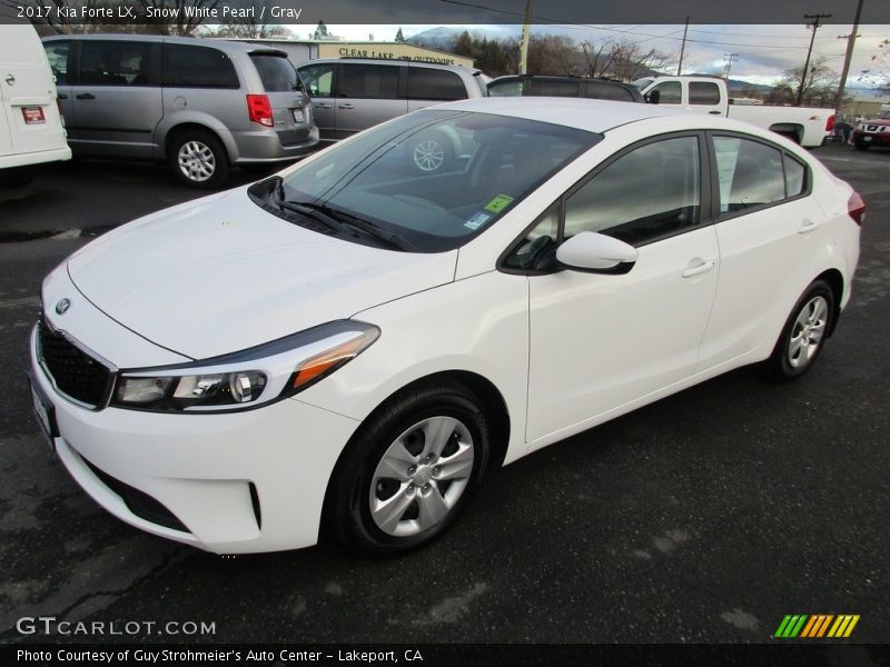 Snow White Pearl / Gray 2017 Kia Forte LX