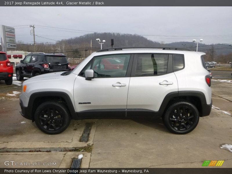 Glacier Metallic / Black 2017 Jeep Renegade Latitude 4x4