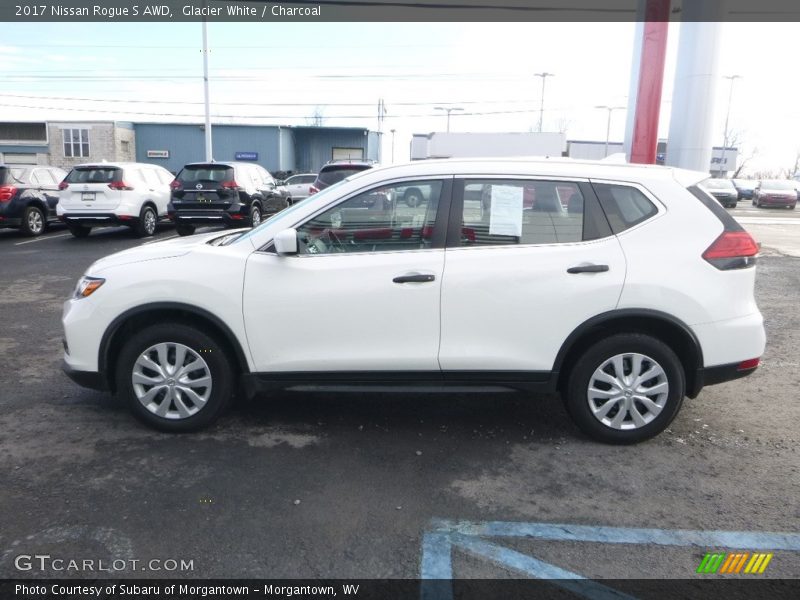 Glacier White / Charcoal 2017 Nissan Rogue S AWD