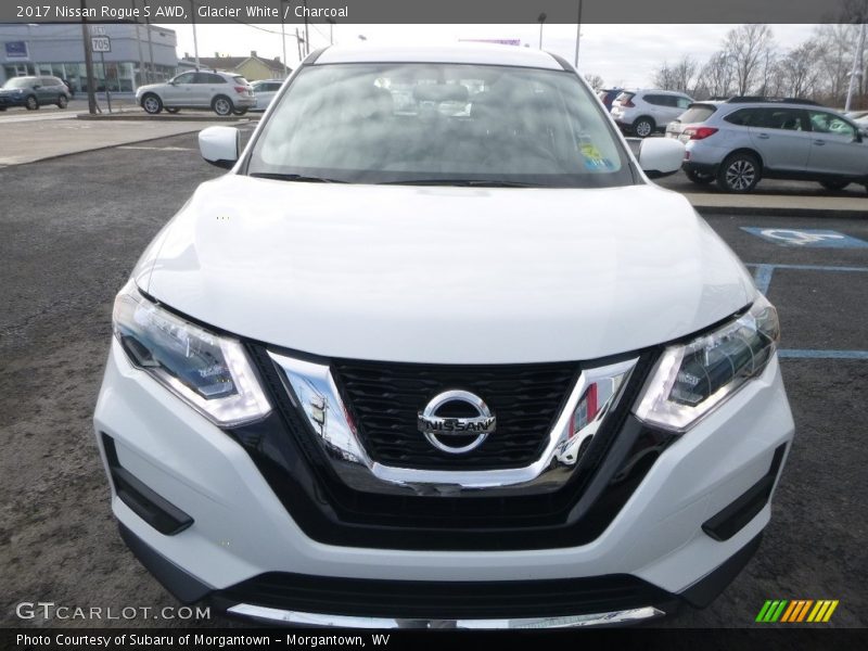 Glacier White / Charcoal 2017 Nissan Rogue S AWD