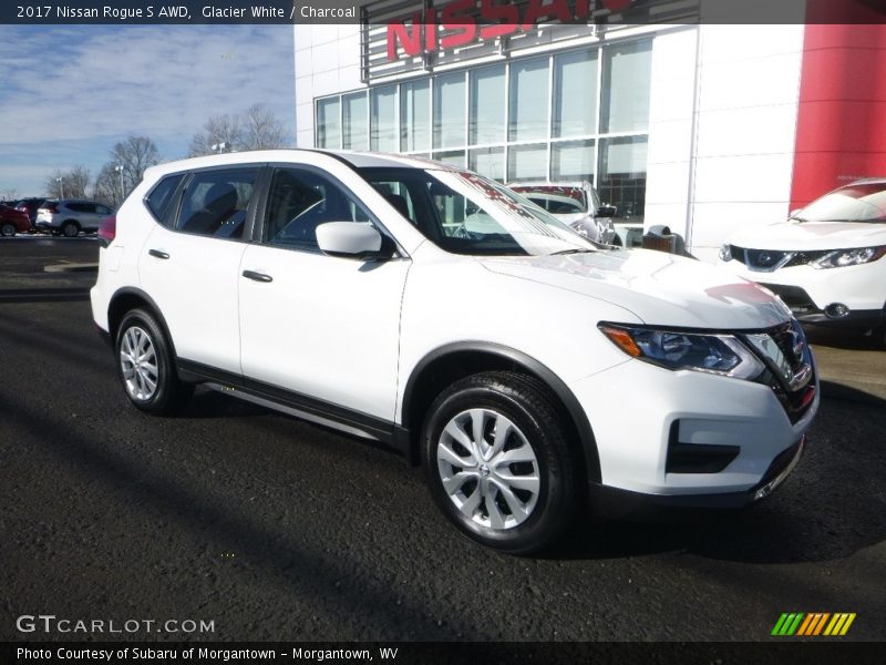 Glacier White / Charcoal 2017 Nissan Rogue S AWD