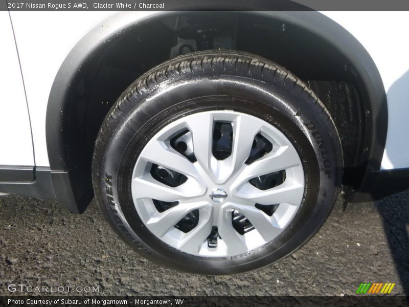 Glacier White / Charcoal 2017 Nissan Rogue S AWD