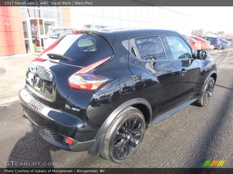 Super Black / Black/Red 2017 Nissan Juke SL AWD