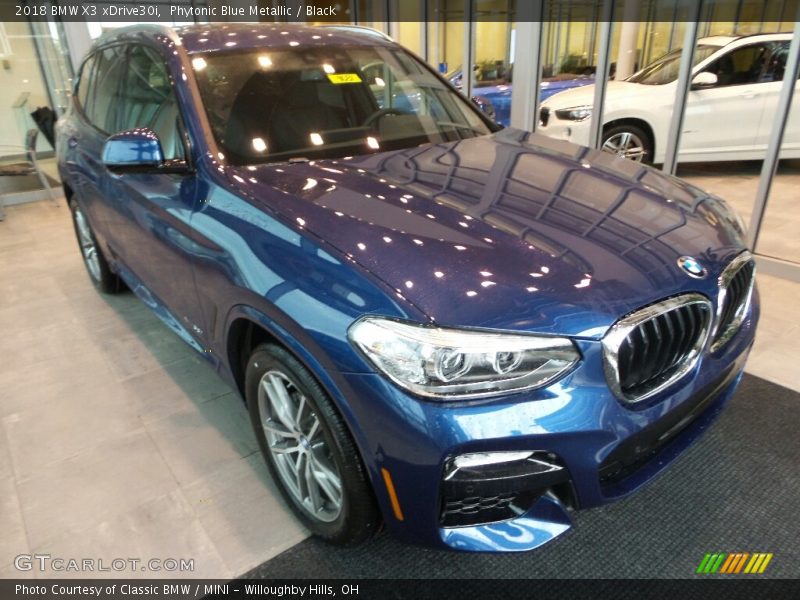 Phytonic Blue Metallic / Black 2018 BMW X3 xDrive30i