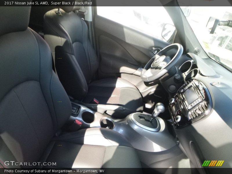 Super Black / Black/Red 2017 Nissan Juke SL AWD