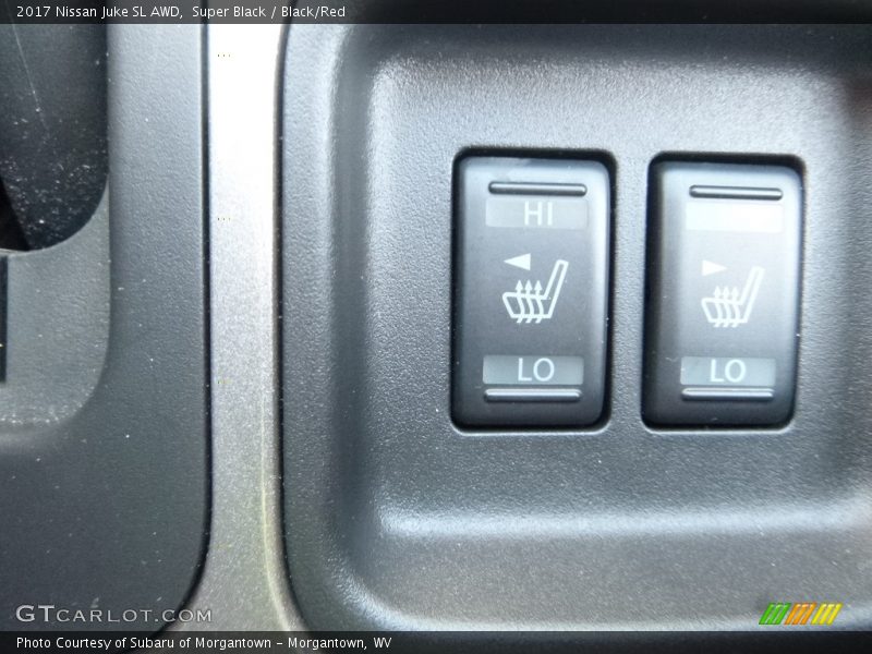 Super Black / Black/Red 2017 Nissan Juke SL AWD