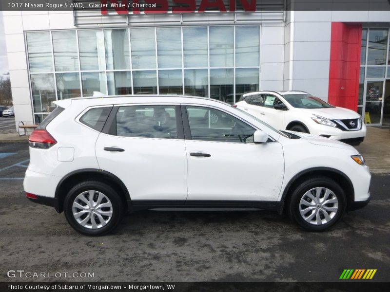 Glacier White / Charcoal 2017 Nissan Rogue S AWD