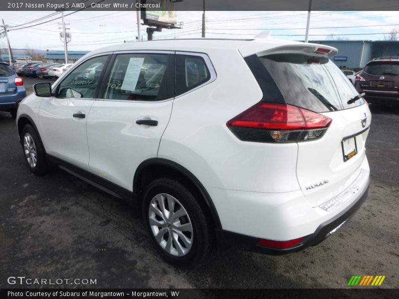 Glacier White / Charcoal 2017 Nissan Rogue S AWD