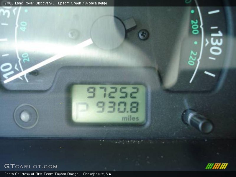 Epsom Green / Alpaca Beige 2003 Land Rover Discovery S