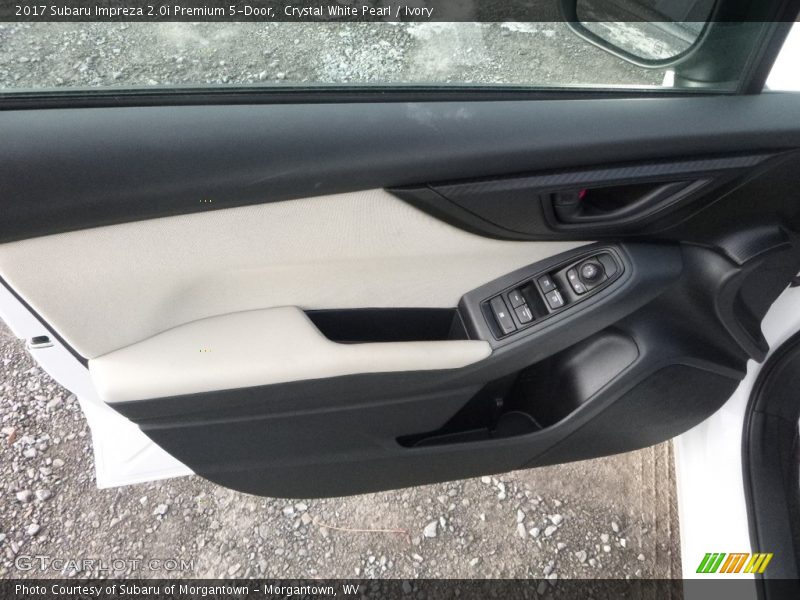 Crystal White Pearl / Ivory 2017 Subaru Impreza 2.0i Premium 5-Door