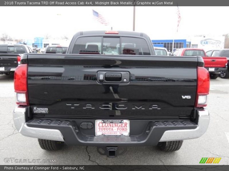 Midnight Black Metallic / Graphite w/Gun Metal 2018 Toyota Tacoma TRD Off Road Access Cab 4x4