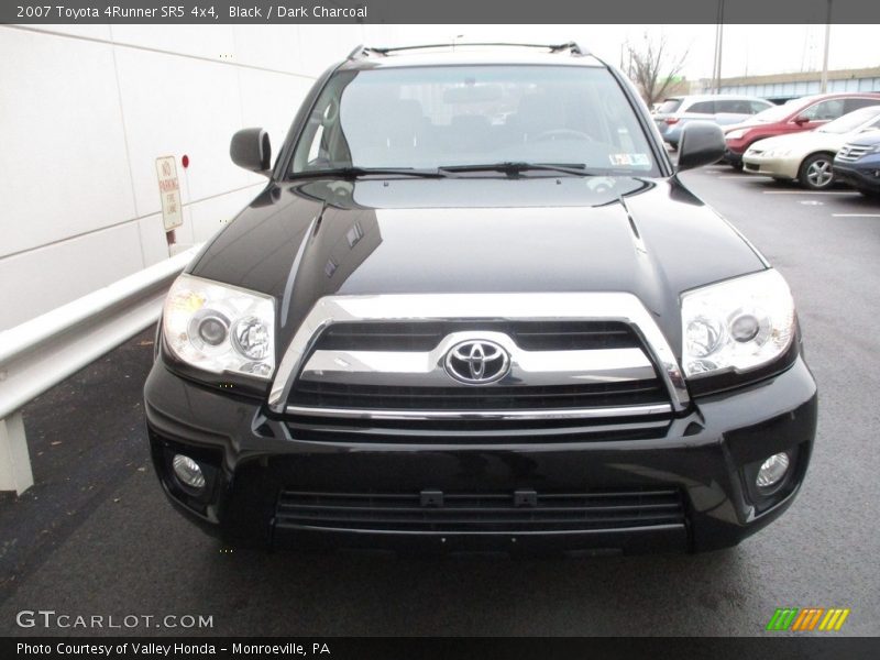 Black / Dark Charcoal 2007 Toyota 4Runner SR5 4x4